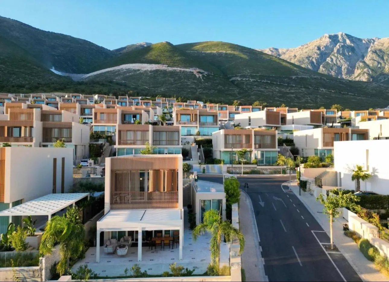 Villa Eos Green Coast Palase Vlorë